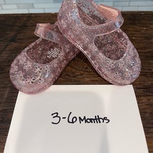 Old navy jelly shoes